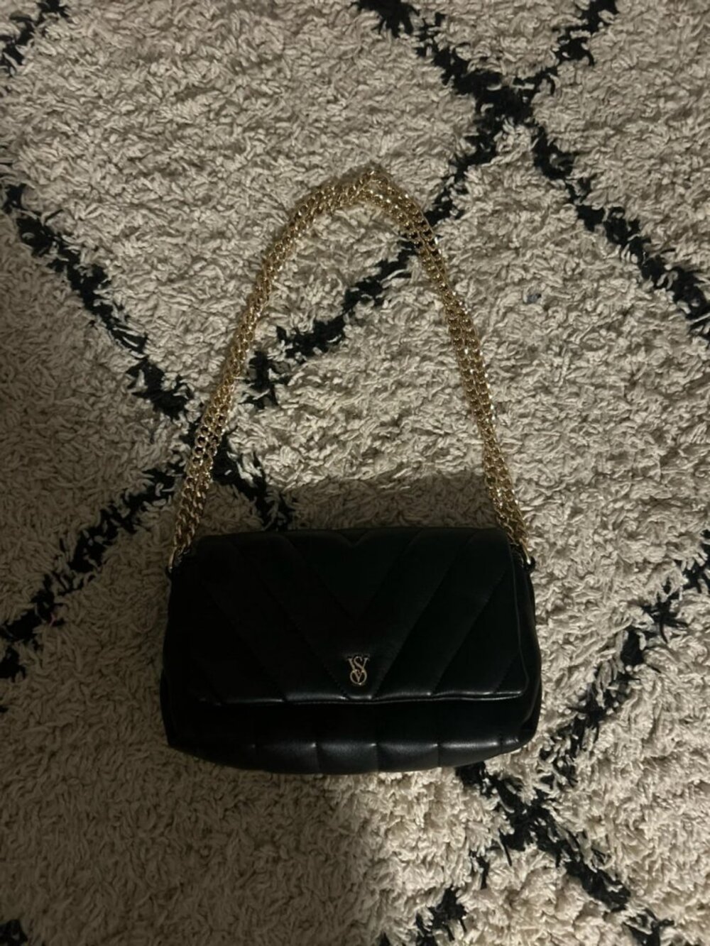 Black Quilted Chain Strap Shoulder Bag